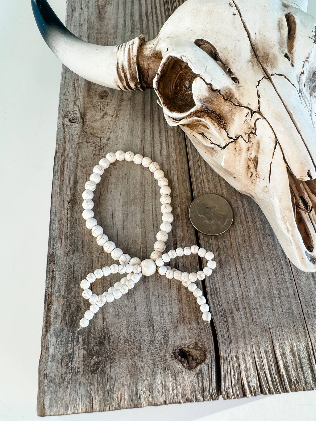 Navajo Style Pearl Bow Stretch Bracelet