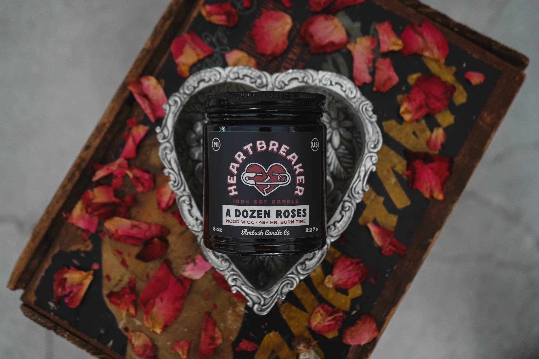 Heartbreaker | A Dozen Roses 8oz Soy Candle