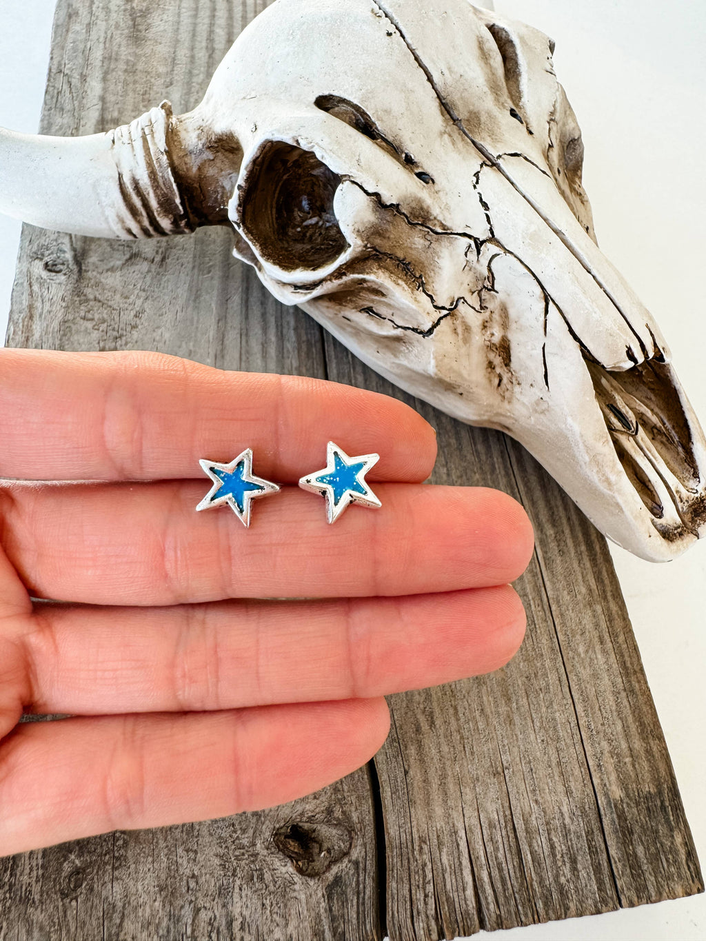 Mini Blue Sparkling Earrings - Star | Steer