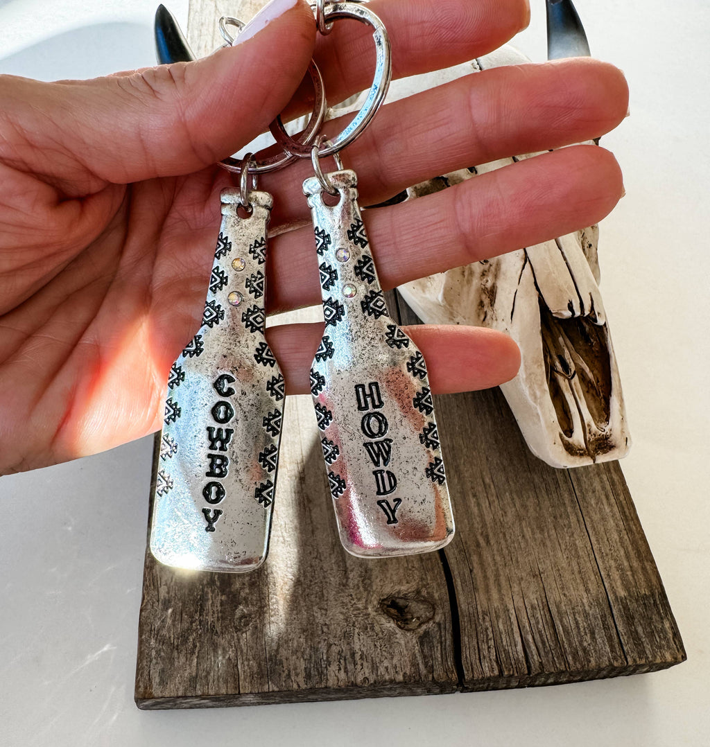 Western Metal Keychain - Howdy - Cowboy