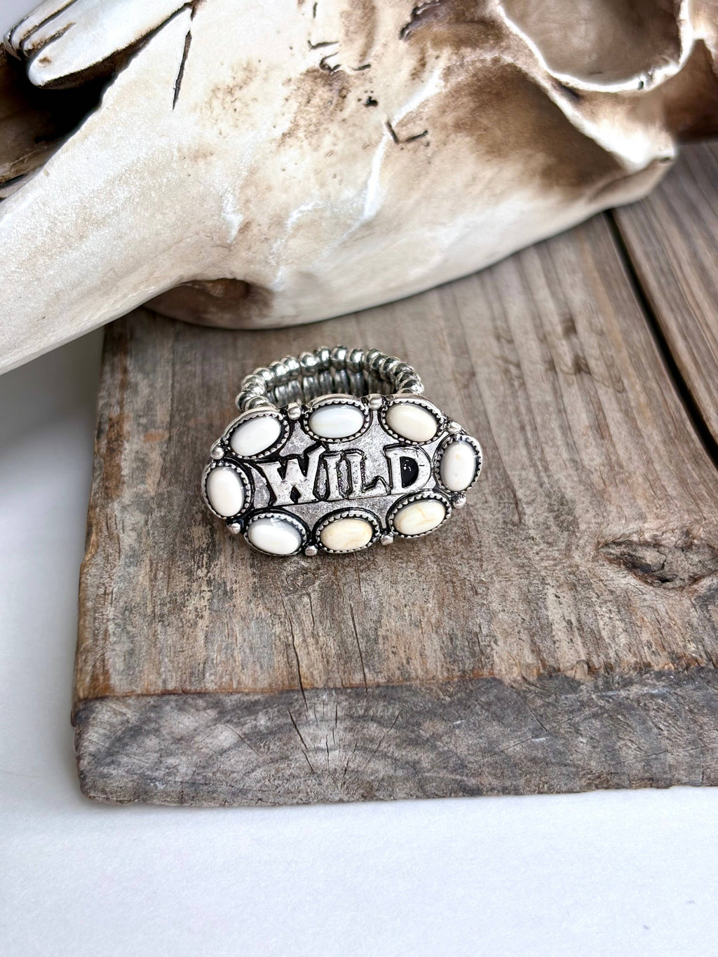 Western WILD Stone Stretch Ring