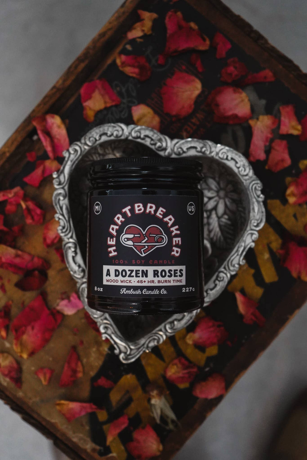 Heartbreaker | A Dozen Roses 8oz Soy Candle